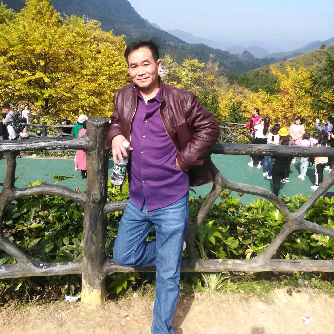 六阿哥木工吊顶衣柜定制！