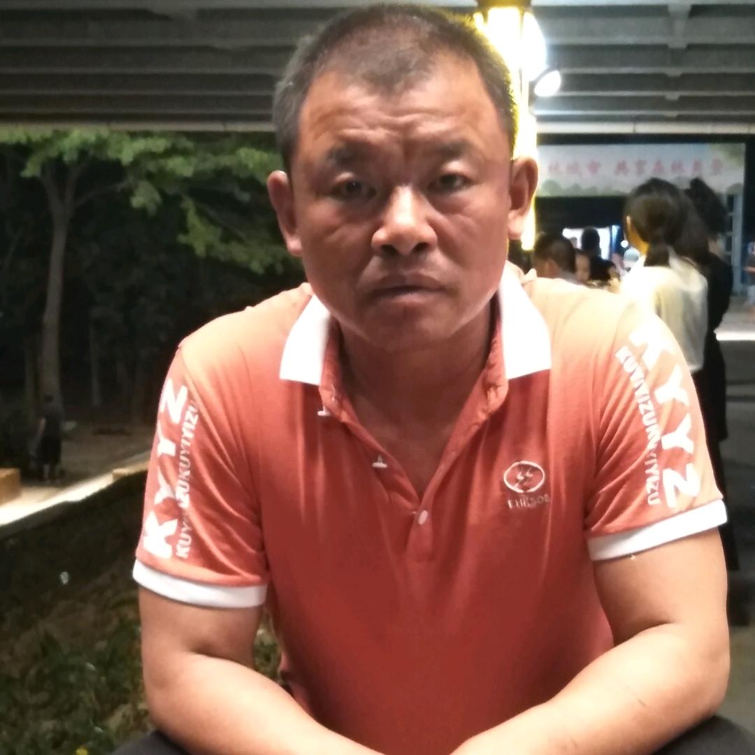 专业伐木承包杂工