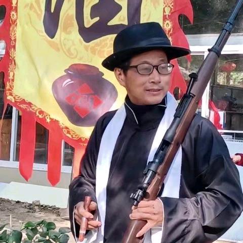 荆州婚庆、旅行执行官兵哥