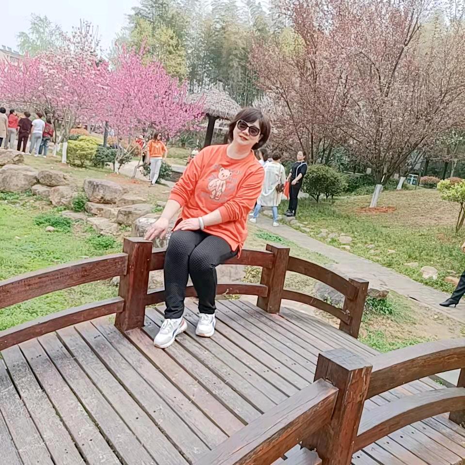 芳芳
