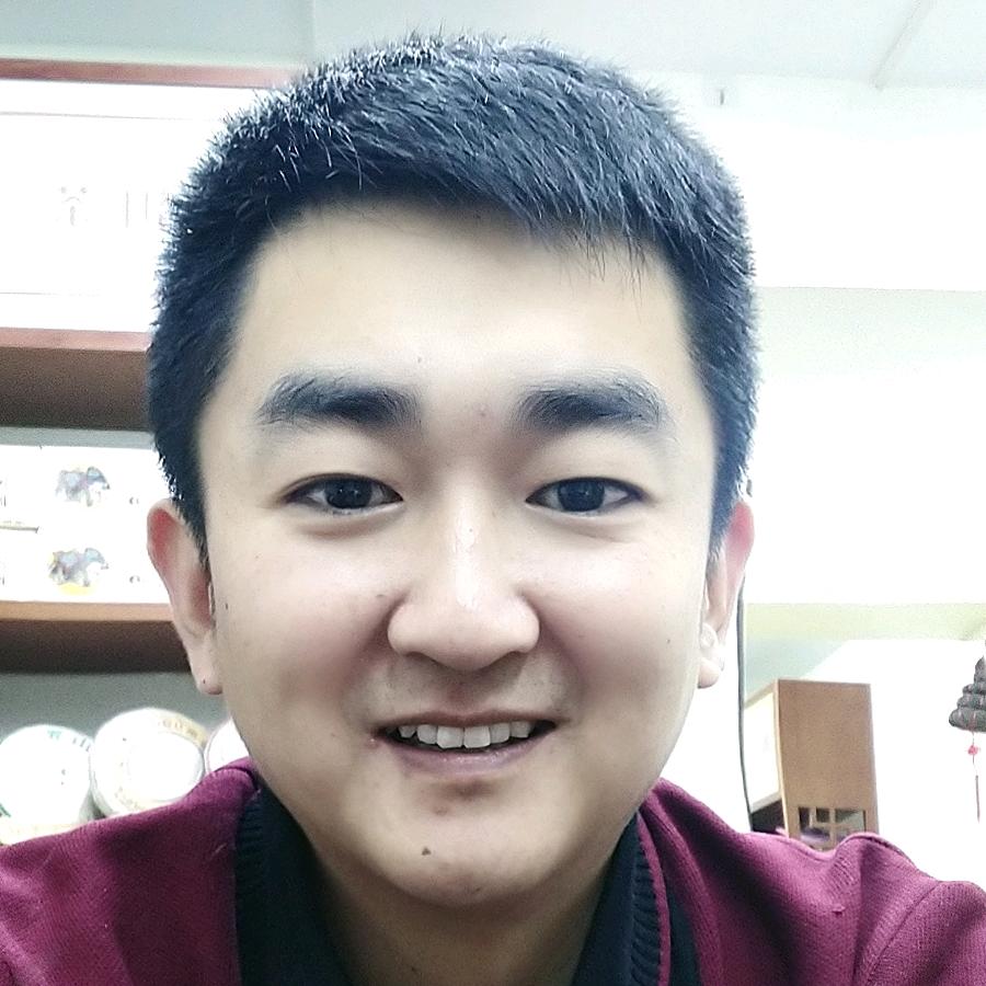 轻轻挥手间的那个青青