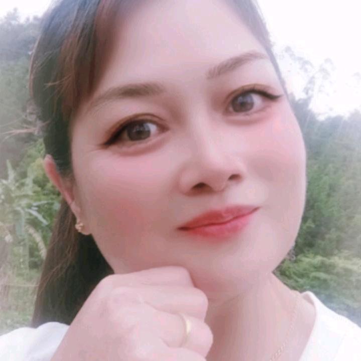 金姐，不定时间开播，