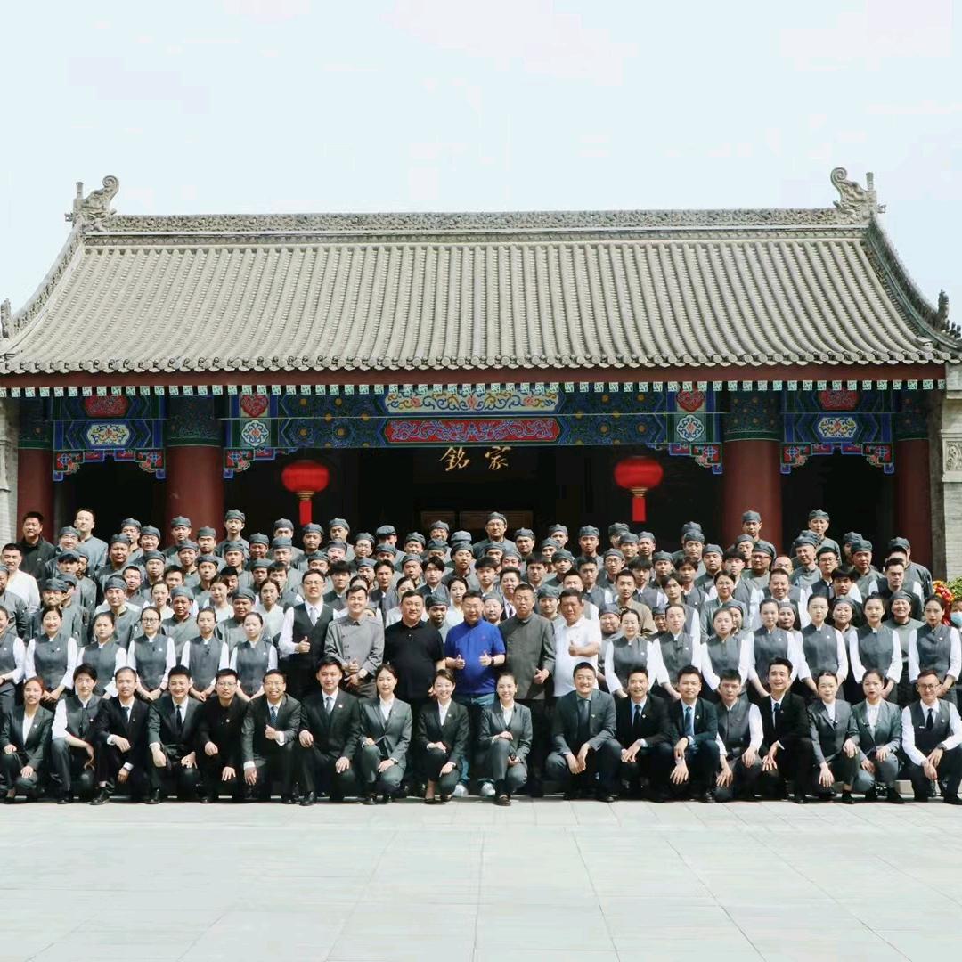 里苑渔市：海鲜餐厅-李泓材