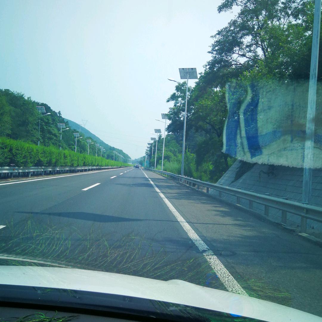 李
