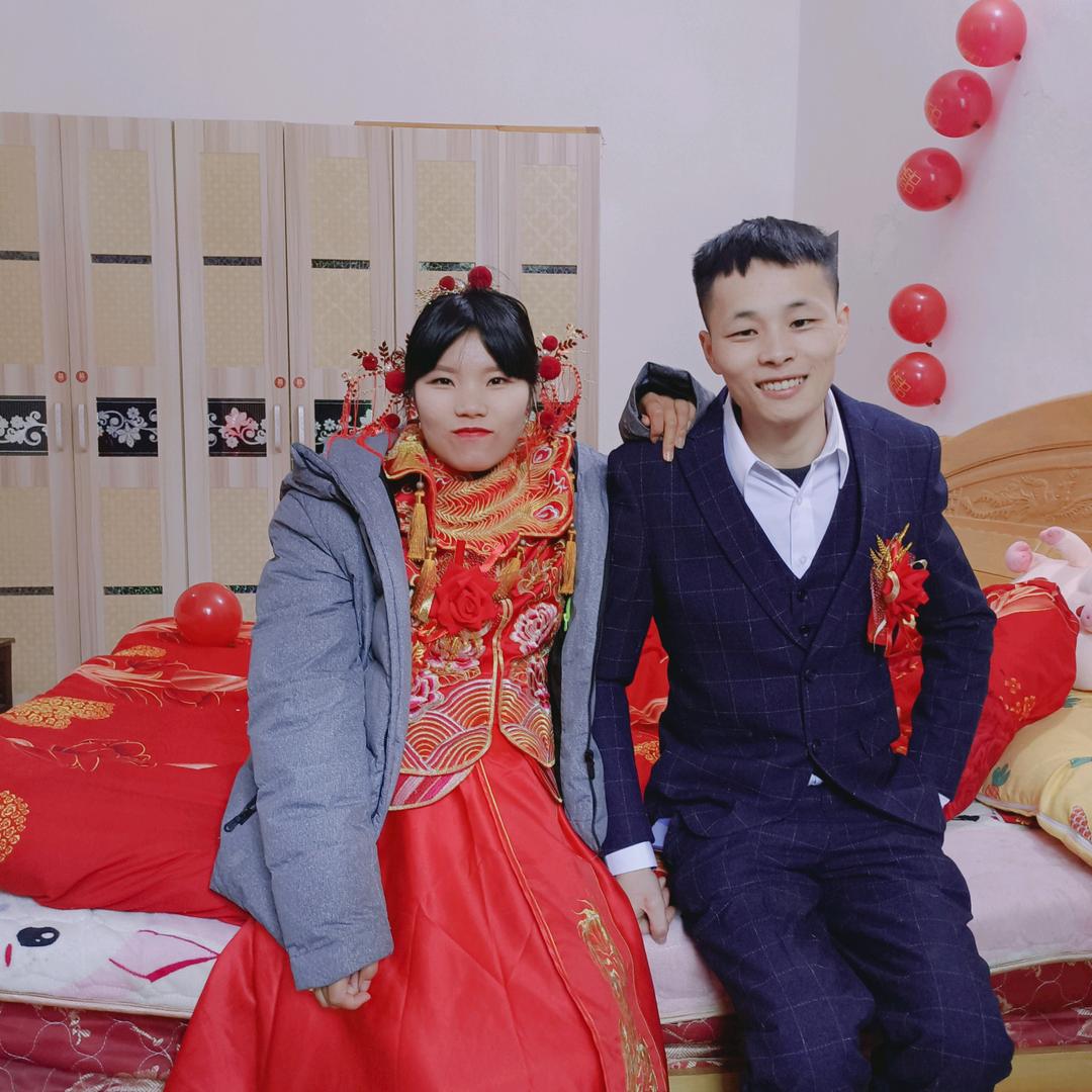 念念小臭宝🍓🍭头像