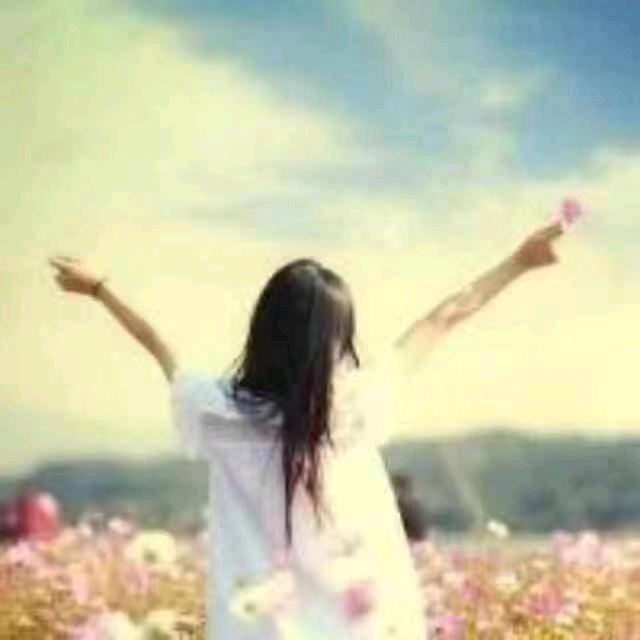 810318