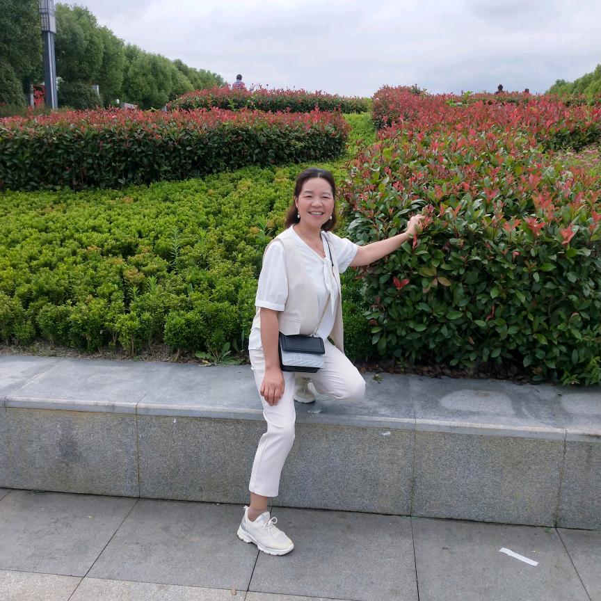 开心快乐的农村人(拒私聊)