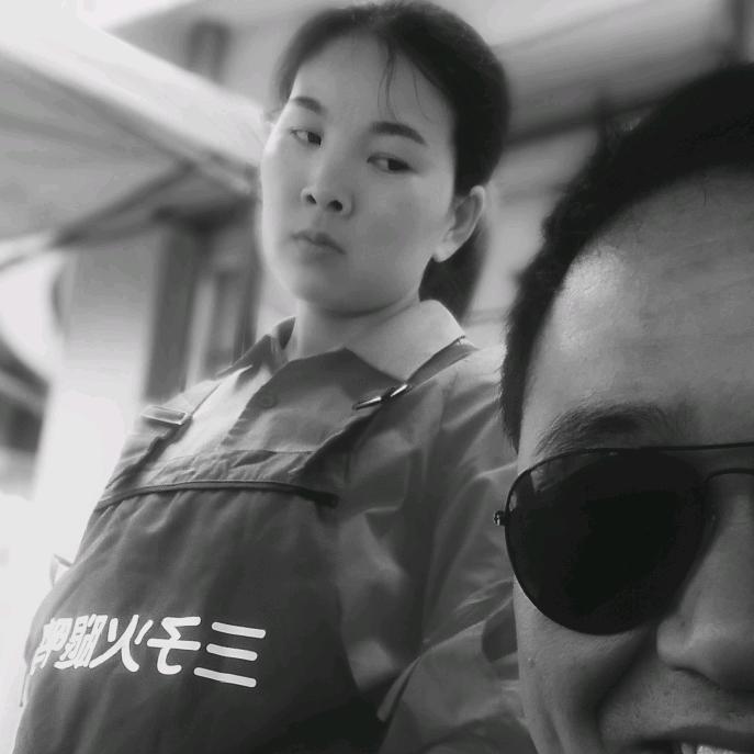 我只喝最烈的酒、不喝加糖的粥