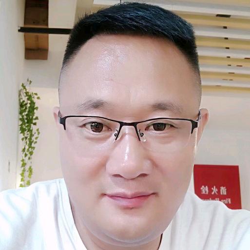 李洪乾（经营塑料）