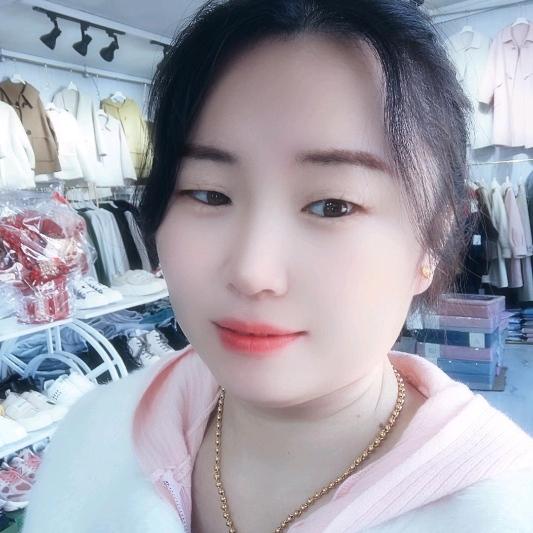 淮北市宋疃优优衣酷女装