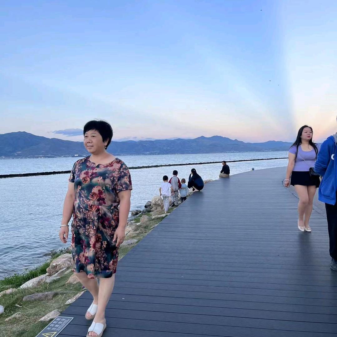 兔美七