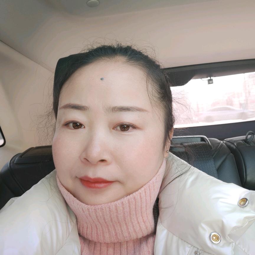 常伟玲
