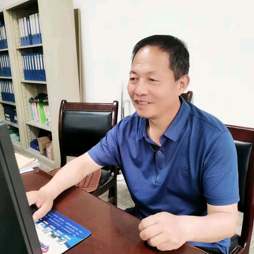 事烟君=史言君=食宴君