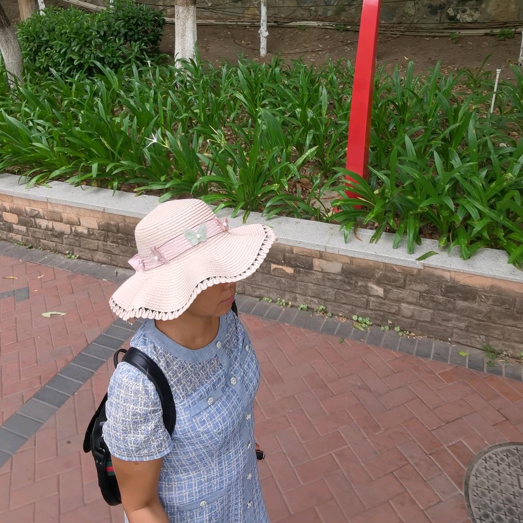 嗨!认识一下……