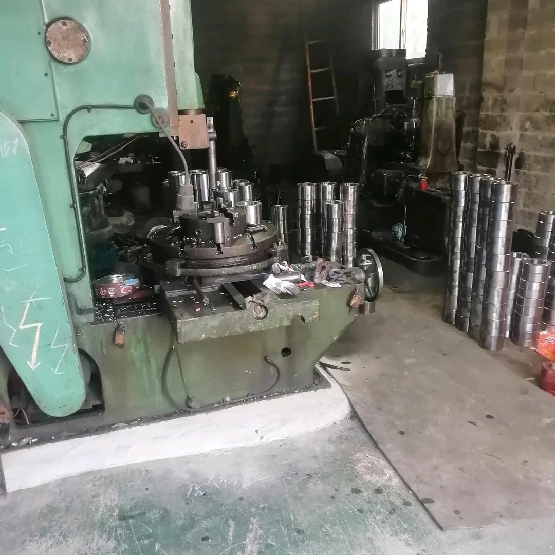 专业对外加工各种内外齿轮，花键