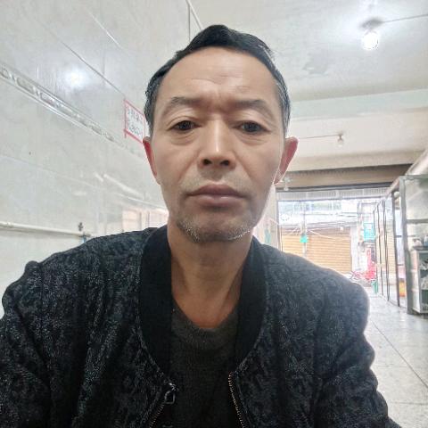 兴能牛肉火锅店