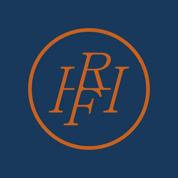 饶鸿峰服装制版研修中心（核心教学号）