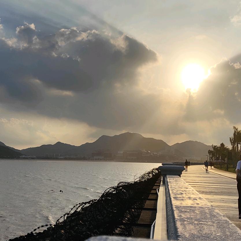我叫小芳