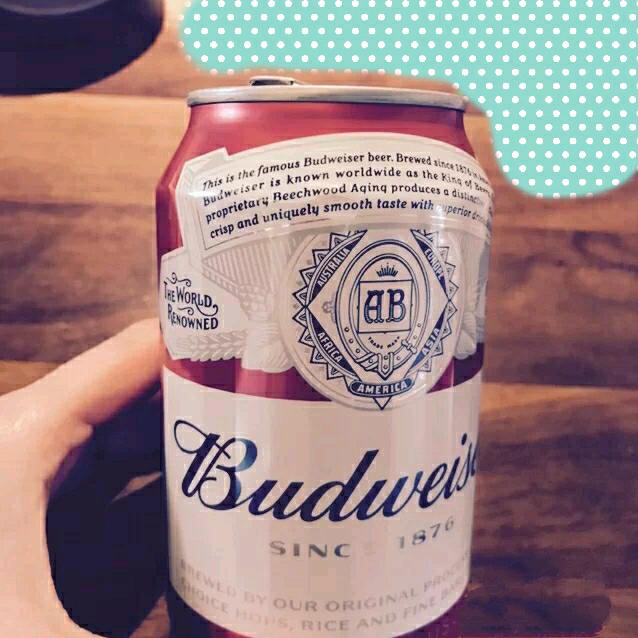 鬼魅的笑很妖艳