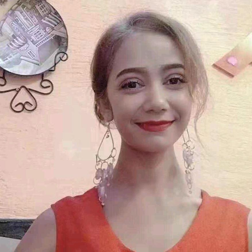 女人不是月亮