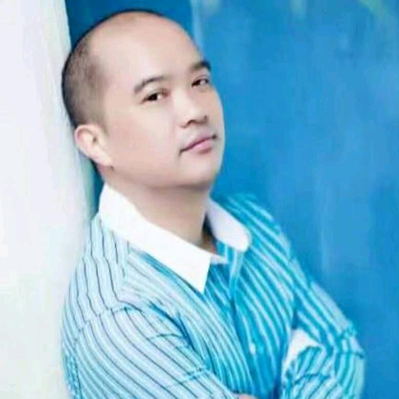 成都淋浴房老张