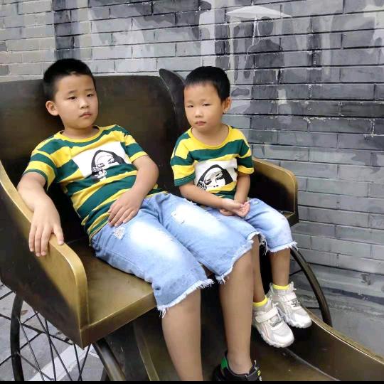 快乐小哥俩