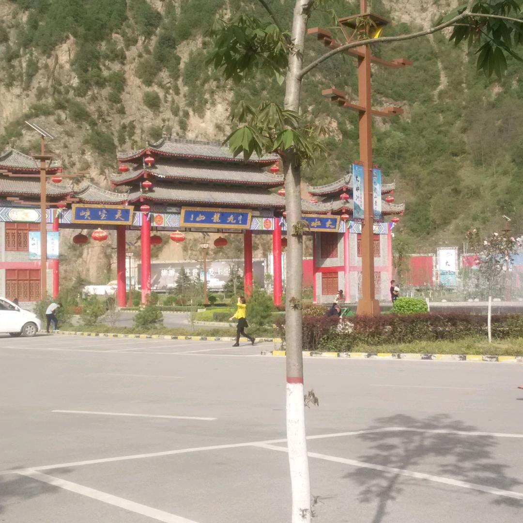 ( ●･啊ˇ_ˇ涛･●)