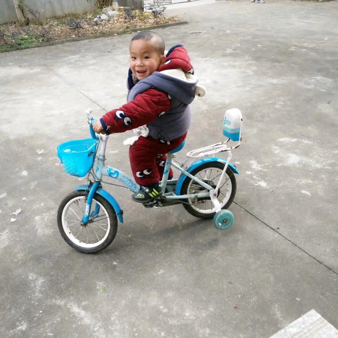 不要相信任何人