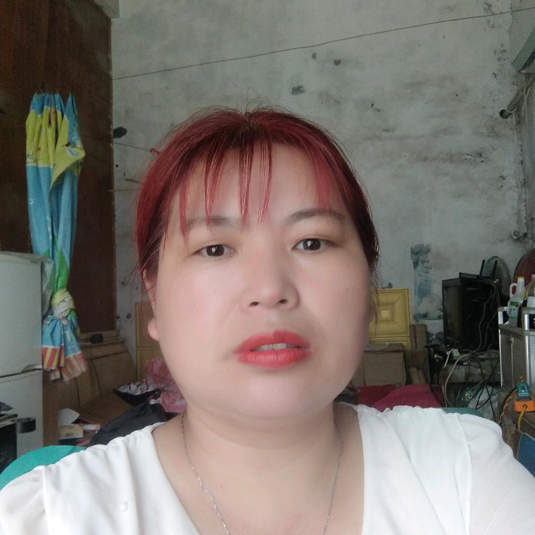 李愛霞 。唱歌交友