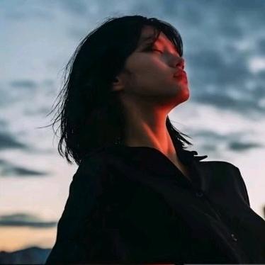 到月球贩卖快乐