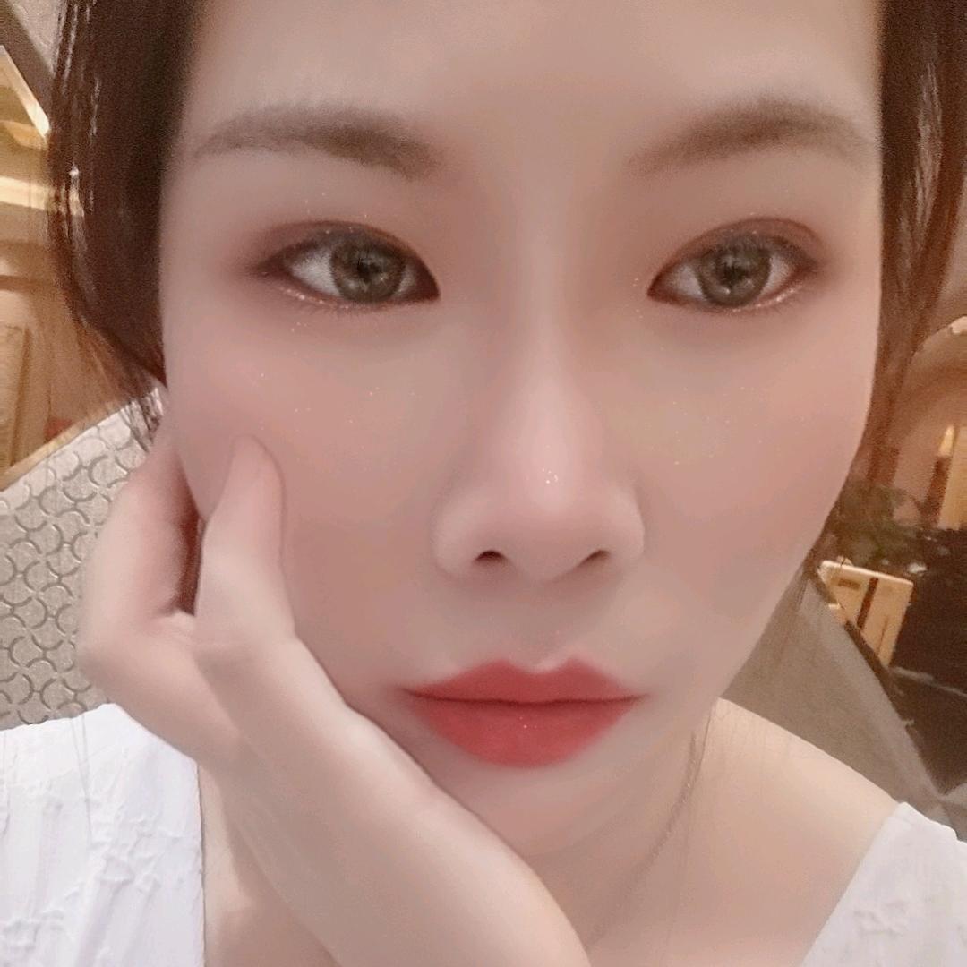 A李琼