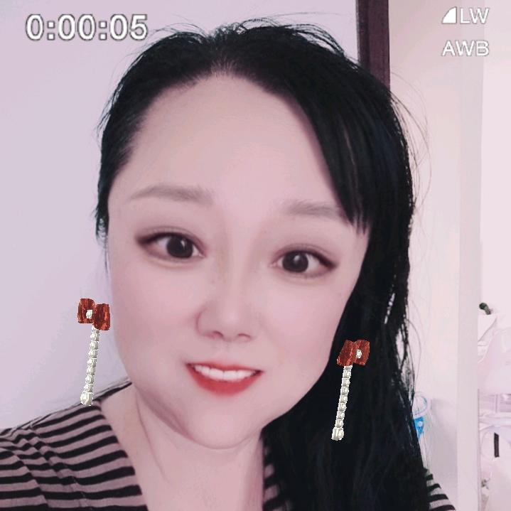 😎快乐女神🔥 👬