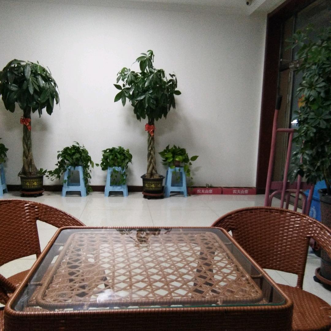 广和宾馆+广和烟酒