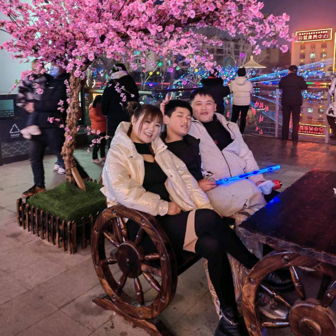 （骏硕&策策)妈向阳而生