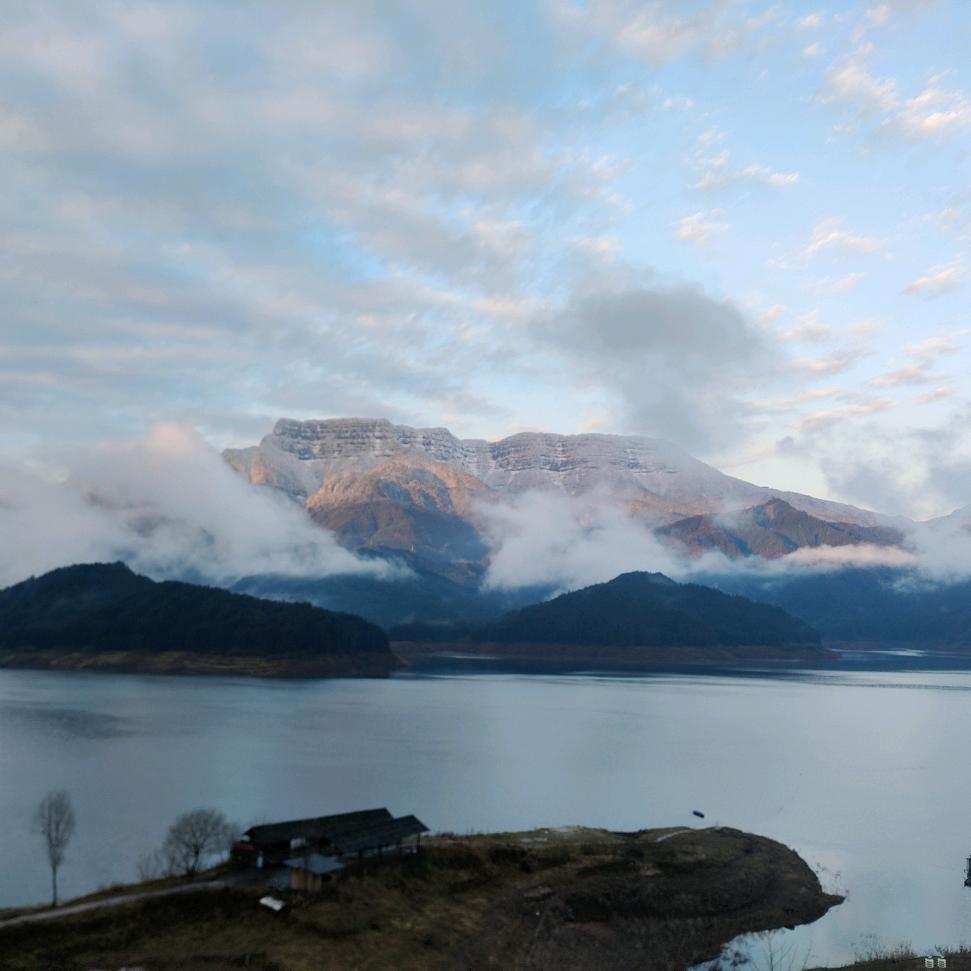 瓦屋山陌野酒店（雅女湖店）
