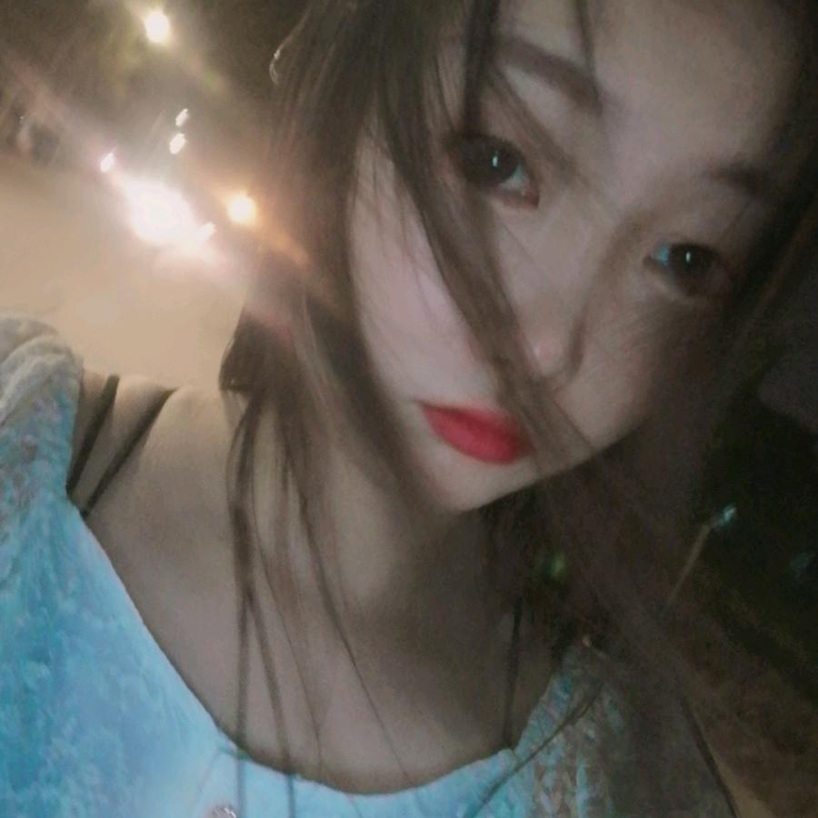 灿灿😍😍😍😍