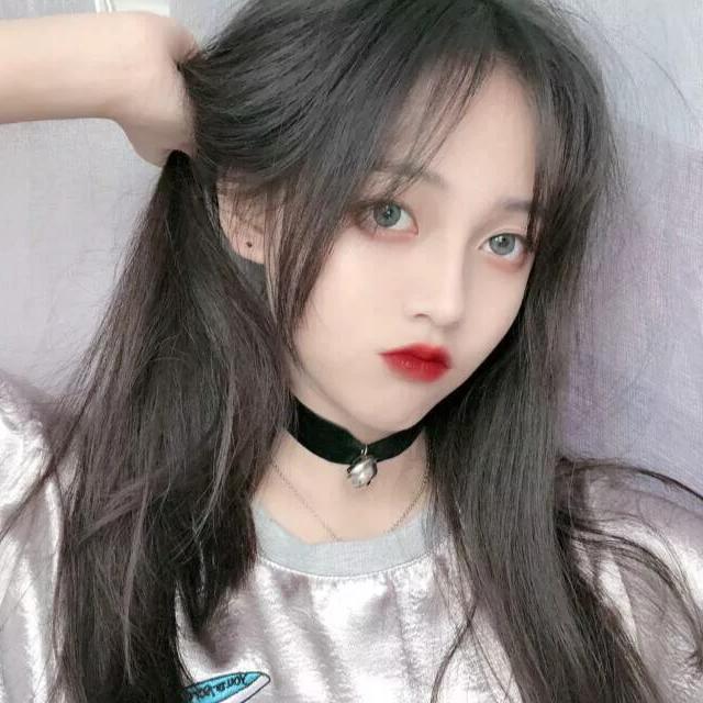 叶叶落♡头像