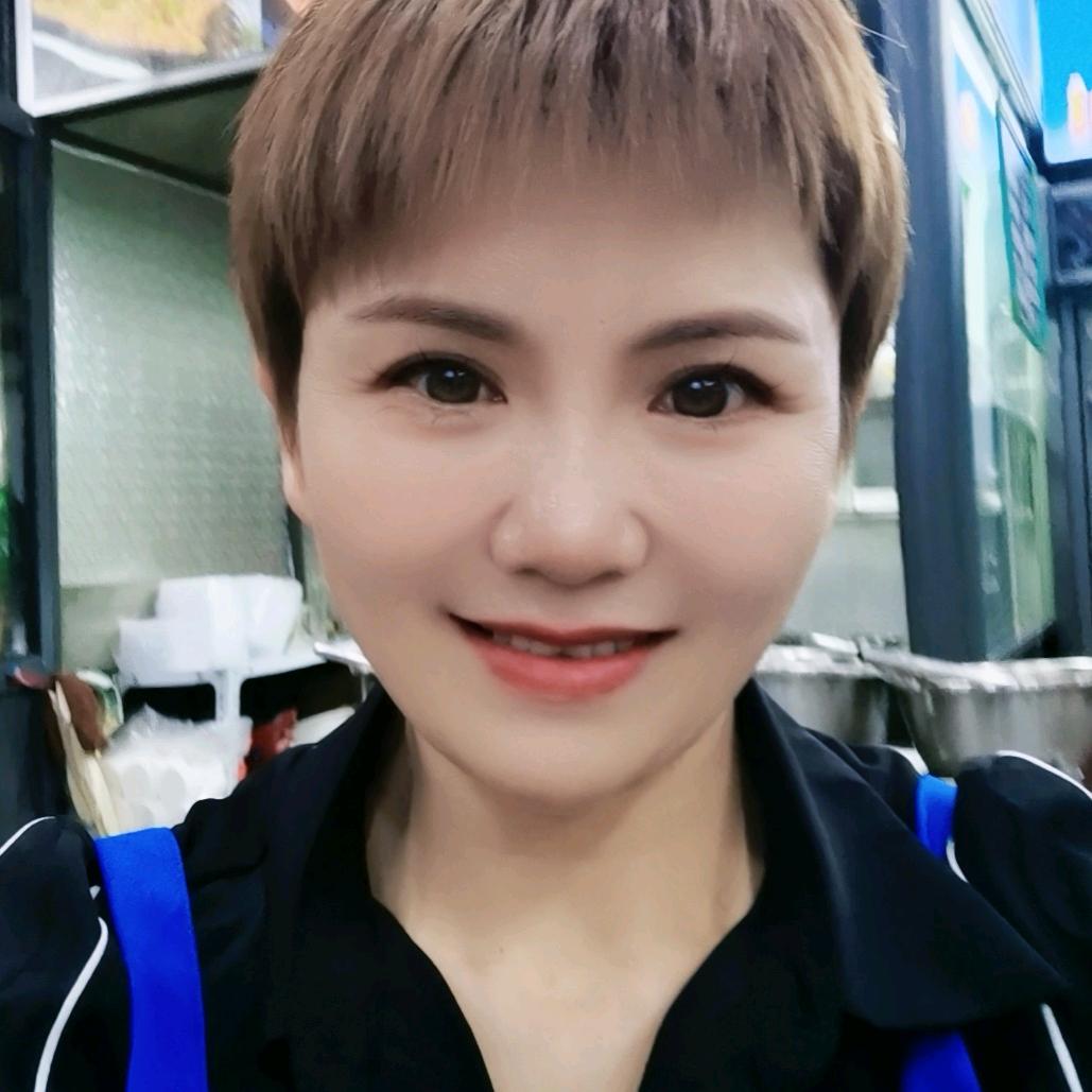 英姐（ 崔记削面～红亮烧烤）