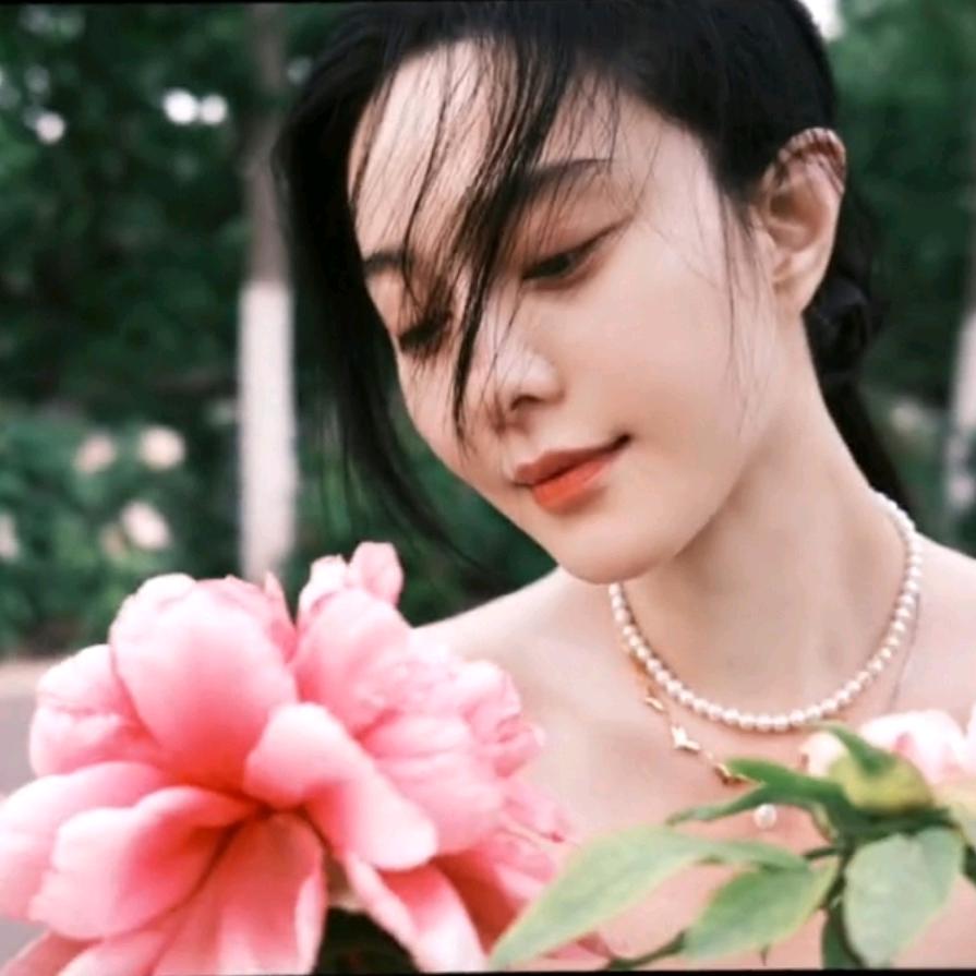 🌈老师你鞋带开了