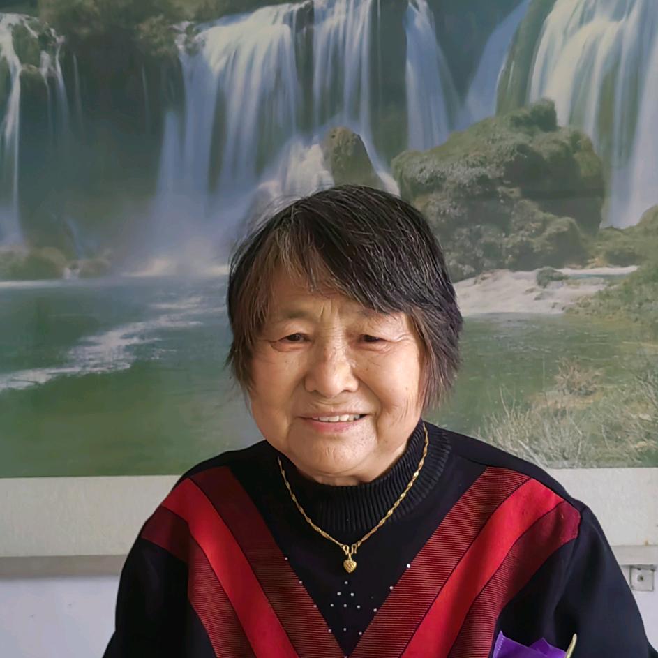 阳光姐，不定时开播