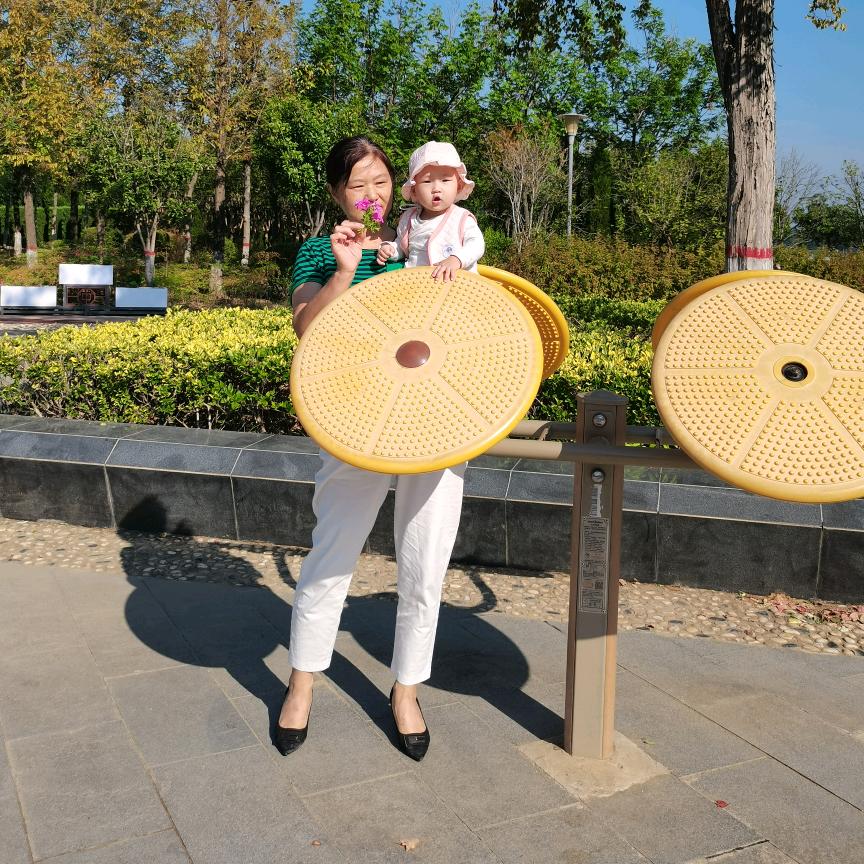 幸福美满一家子丶