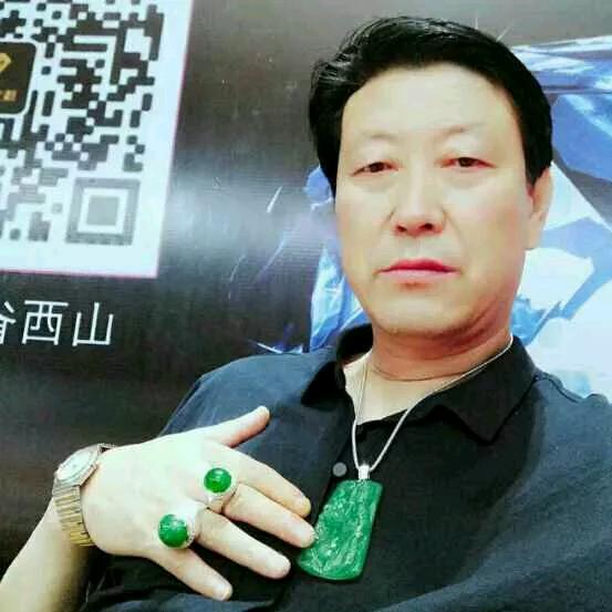 老帅哥珠宝鉴宝