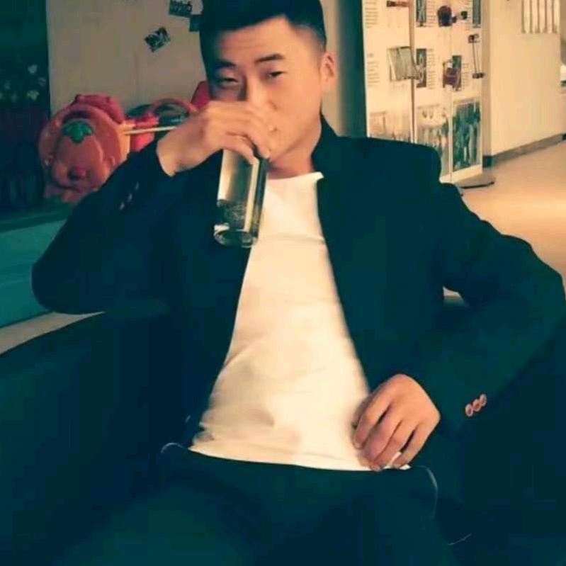 苗大少爷