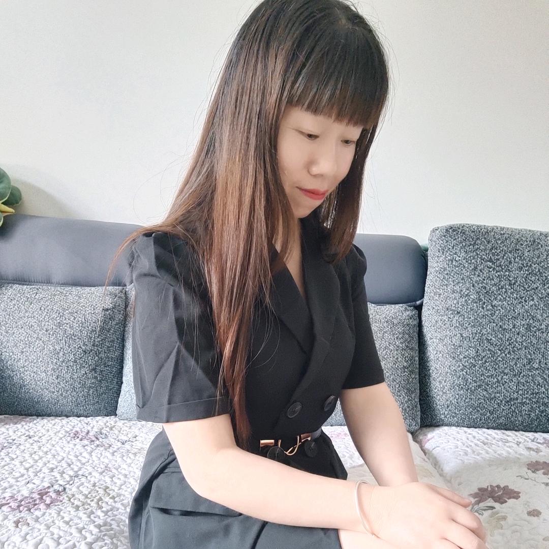 幺妹爱养狗