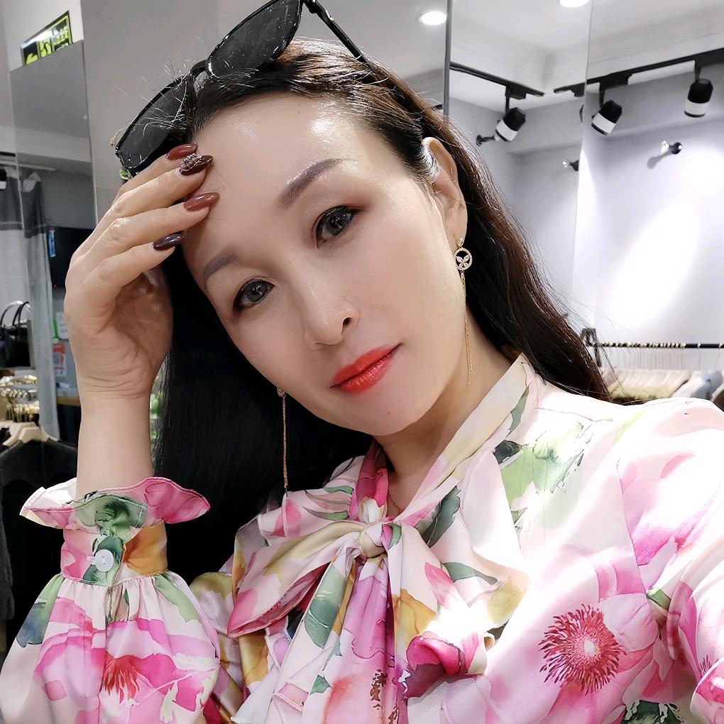 郑州慧魅儿服饰