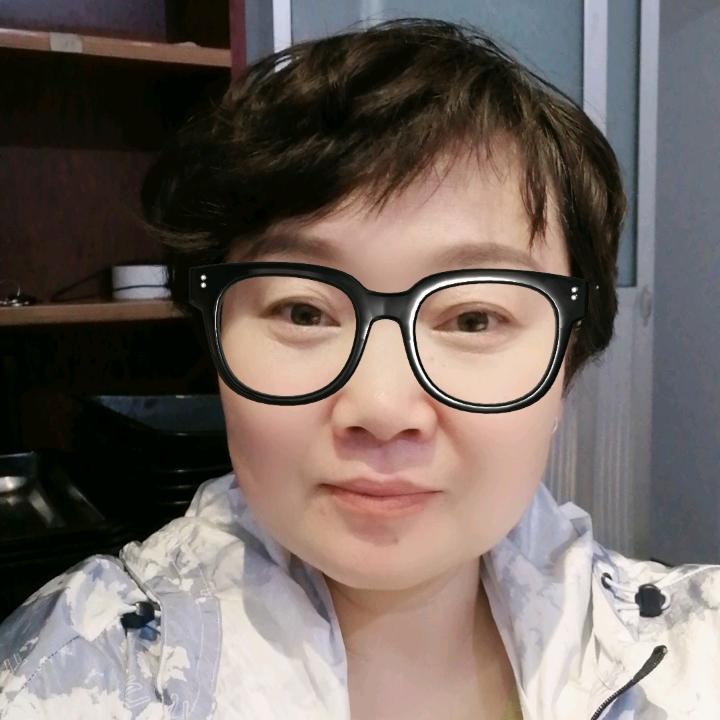阳光明媚
