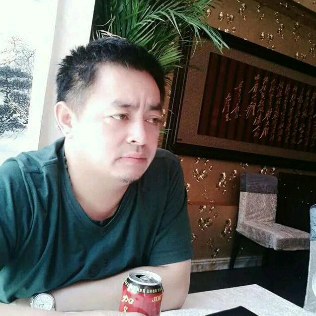 湖北璟辰服饰@王伟哥