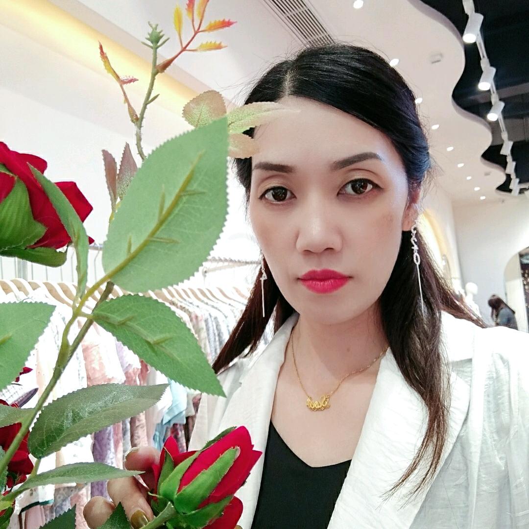 襄县绝色玫瑰女装华姐