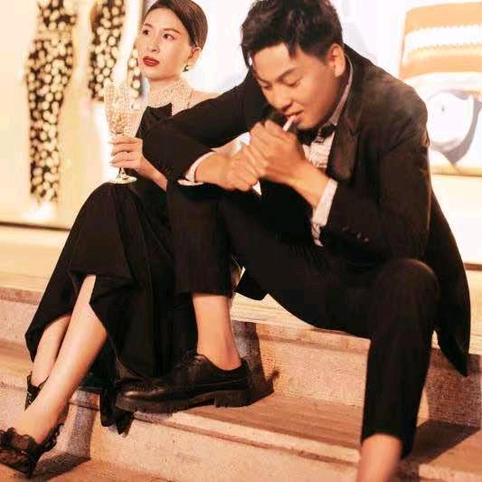 给我😘😏😏😏😏😏