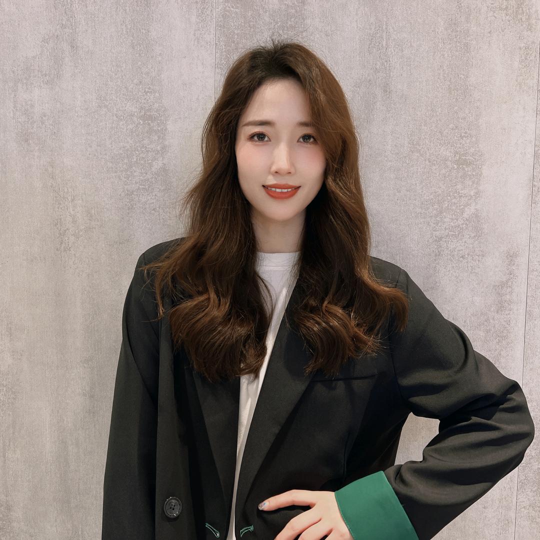 虹姐通讯体育路负责人小小